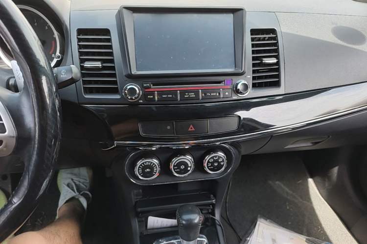 Used Mitsubishi Lancer EX 2012 Chasing Edition 1.8L CVT Luxury Model Audio And AC Panel