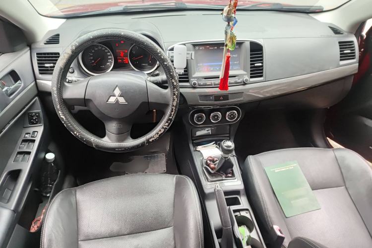 Used Mitsubishi Lancer EX 2012 Chasing Edition 1.8L Manual Luxury Model Center Console