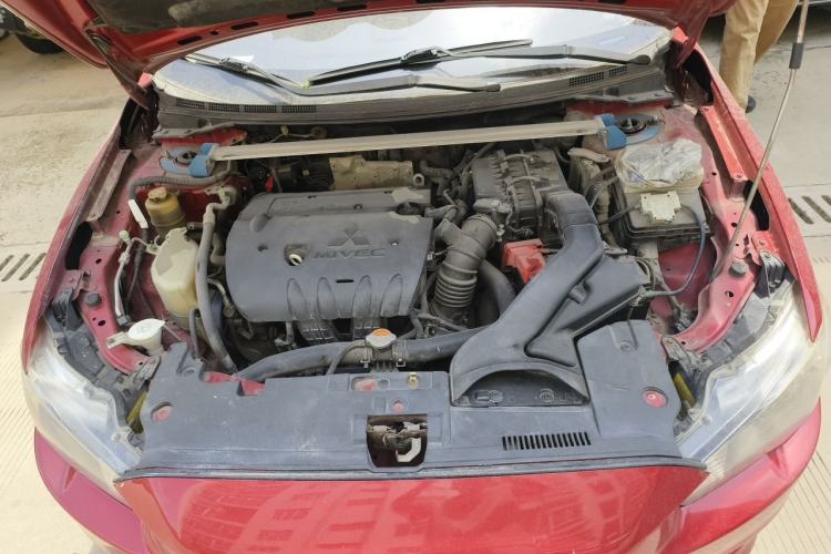 Used Mitsubishi Lancer EX 2012 1.8L Manual Charm Edition Engine Bay