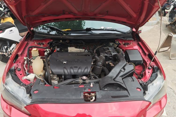 Used Mitsubishi Lancer EX 2012 Fashion Edition 1.8L Manual Comfort Version Engine Bay