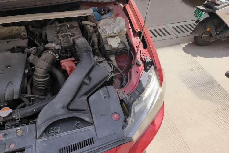 Used Mitsubishi Lancer EX 2012 1.8L Manual Charm Edition Engine Bay Left