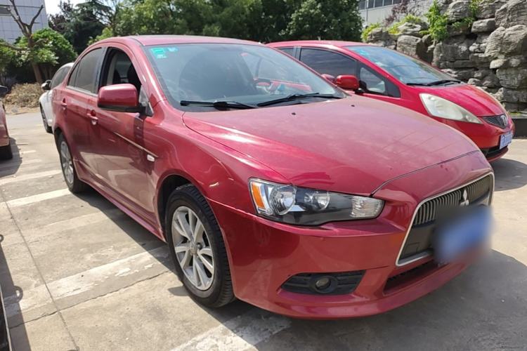 Used Mitsubishi Lancer EX 2012 Chasing Edition 1.8L CVT Luxury Model Front Right 45 Deg