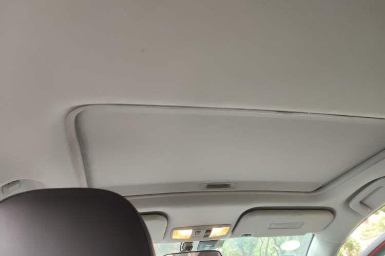 Used Mitsubishi Lancer EX 2012 Chasing Edition 1.8L Manual Luxury Model Headliner