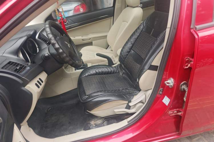 Used Mitsubishi Lancer EX 2012 Fashion Edition 1.8L Manual Comfort Version Left Front Seat