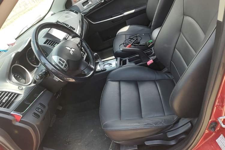 Used Mitsubishi Lancer EX 2012 Chasing Edition 1.8L CVT Luxury Model Left Front Seat