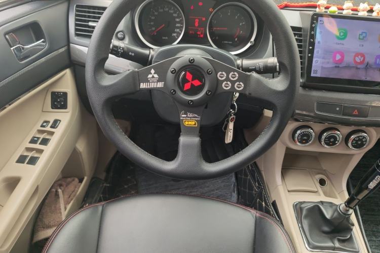 Used Mitsubishi Lancer EX 2012 Fashion Edition 1.8L Manual Comfort Version Steering Wheel