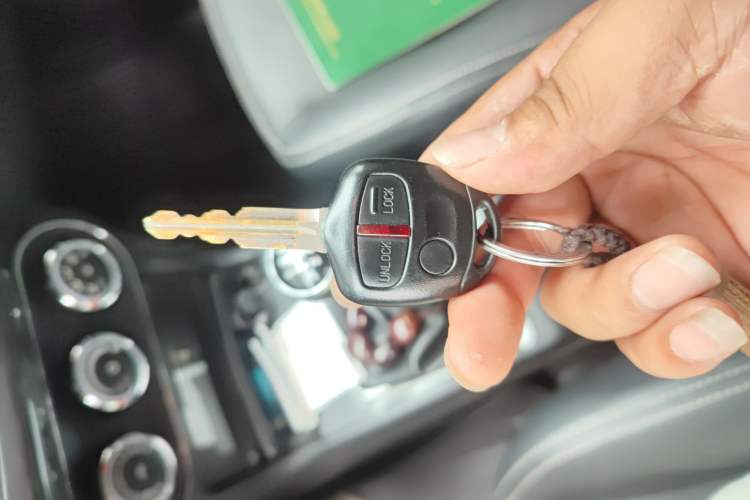 Used Mitsubishi Lancer EX 2012 Chasing Edition 1.8L Manual Luxury Model Vehicle Key