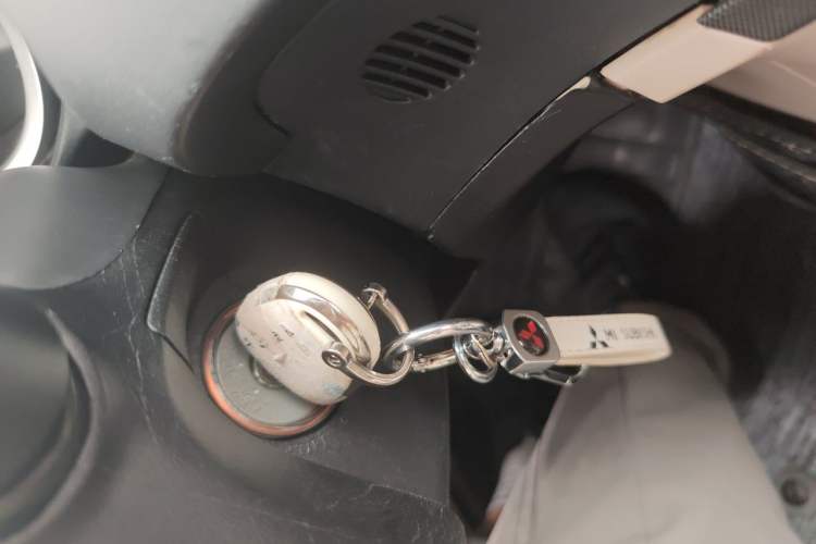 Used Mitsubishi Lancer EX 2012 Fashion Edition 1.8L Manual Comfort Version Vehicle Key