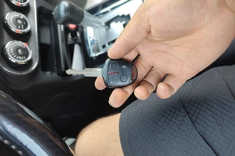 Used Mitsubishi Lancer EX 2012 Chasing Edition 1.8L CVT Luxury Model Vehicle Key