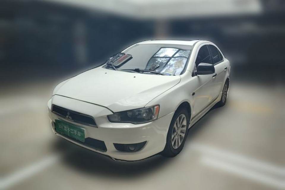 Mitsubishi Lancer EX 2012