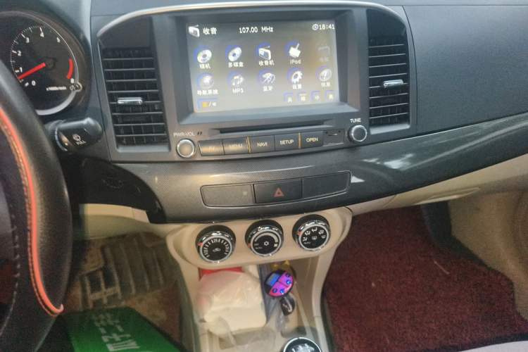 Used Mitsubishi Lancer EX 2012 Fashion Edition 1.8L Manual Comfort Version Audio And AC Panel