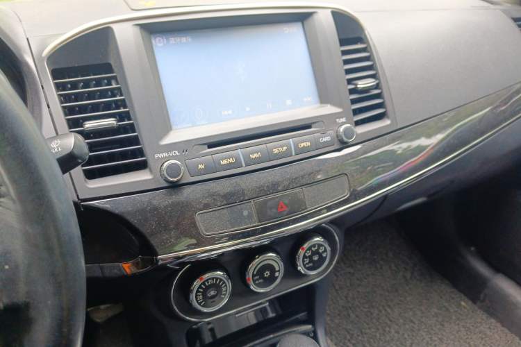 Used Mitsubishi Lancer EX 2012 Chasing Edition 1.8L CVT Luxury Model Audio And AC Panel