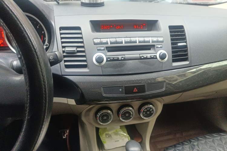 Used Mitsubishi Lancer EX 2012 Anniversary Edition 1.8L CVT Comfort Model Audio And AC Panel