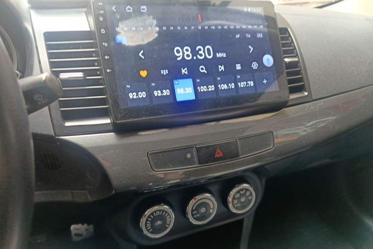 Used Mitsubishi Lancer EX 2012 Xinyuan Edition 2.0L Manual Comfort Model Audio And AC Panel