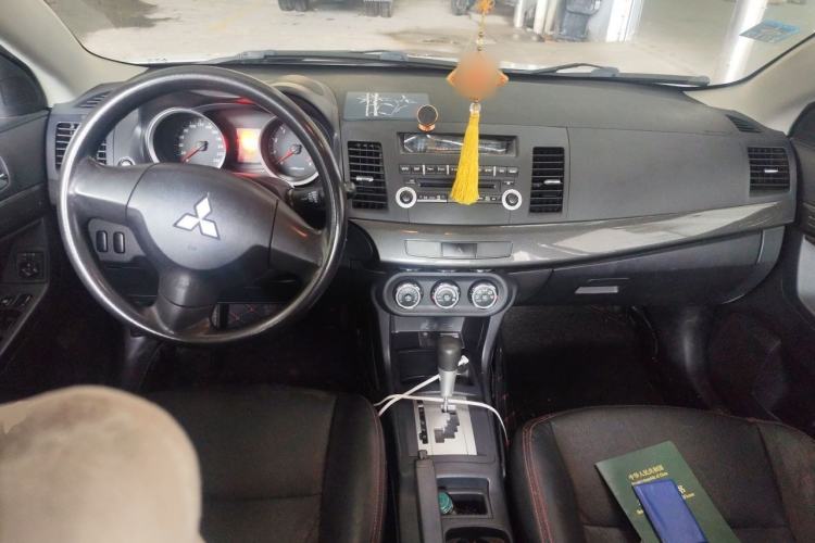 Used Mitsubishi Lancer EX 2012 Anniversary Edition 1.8L CVT Comfort Model Center Console