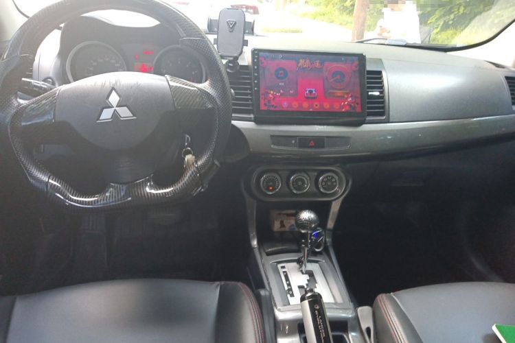 Used Mitsubishi Lancer EX 2012 Fashion Edition 1.8L CVT Comfort Version Center Console