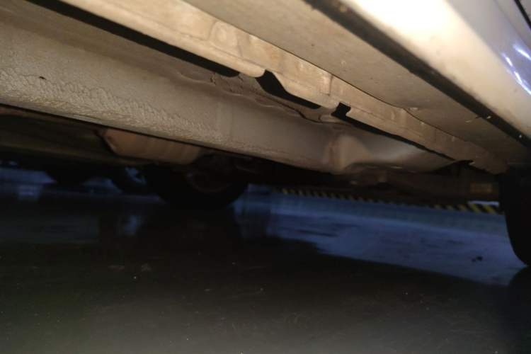 Used Mitsubishi Lancer EX 2012 Classic 1.8L CVT Black-and-White Edition Chassis Rear Right
