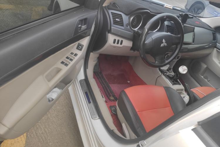Used Mitsubishi Lancer EX 2012 Fashion Edition 1.8L Manual Comfort Version Driver Seat