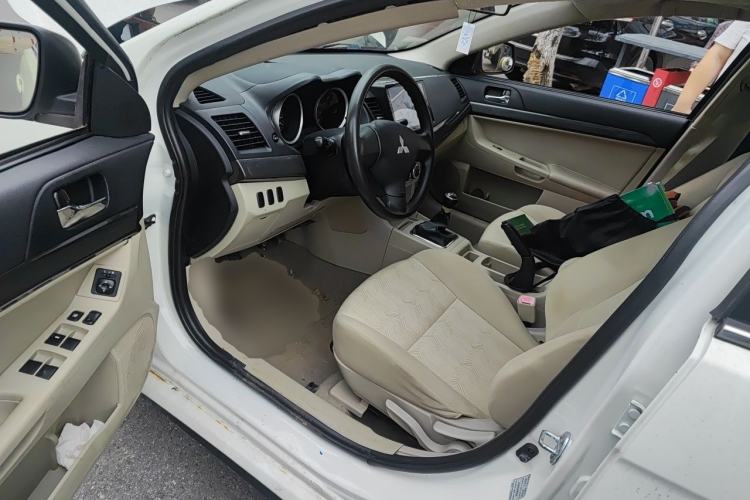 Used Mitsubishi Lancer EX 2012 New Year Edition 1.8L Manual Comfort Model Driver Seat