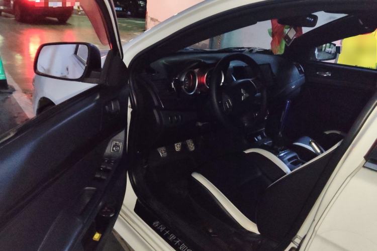 Used Mitsubishi Lancer EX 2012 Fashion Edition 1.8L Manual Comfort Version Driver Seat