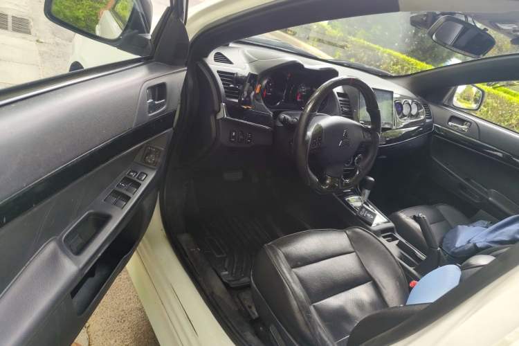 Used Mitsubishi Lancer EX 2012 Chasing Edition 1.8L CVT Luxury Model Driver Seat