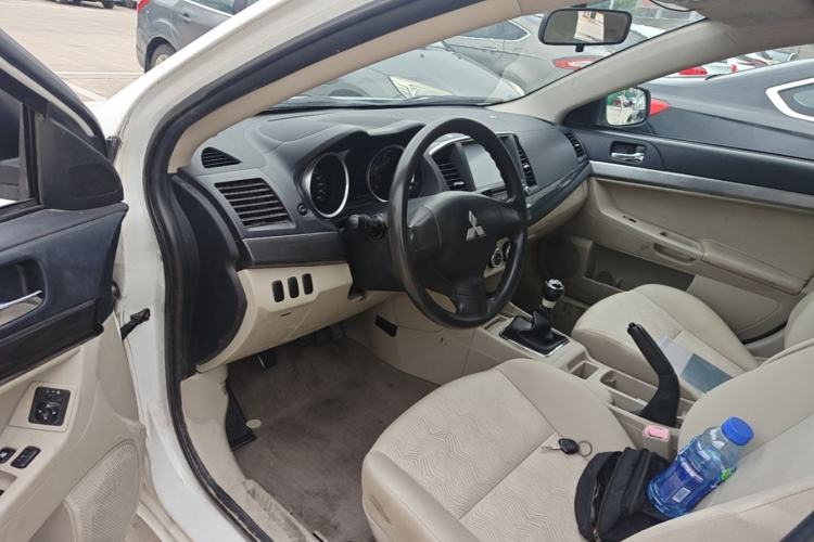 Used Mitsubishi Lancer EX 2012 Fashion Edition 1.8L Manual Comfort Version Driver Seat