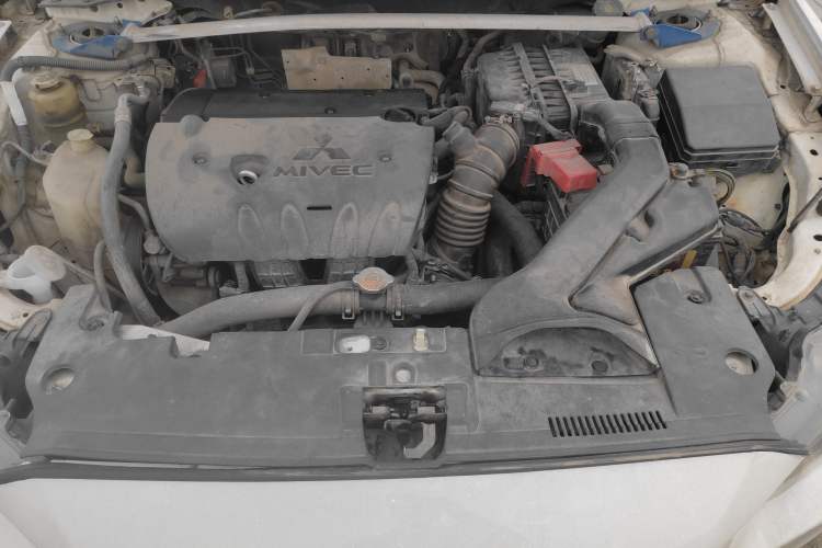 Used Mitsubishi Lancer EX 2012 Fashion Edition 1.8L Manual Comfort Version Engine Bay