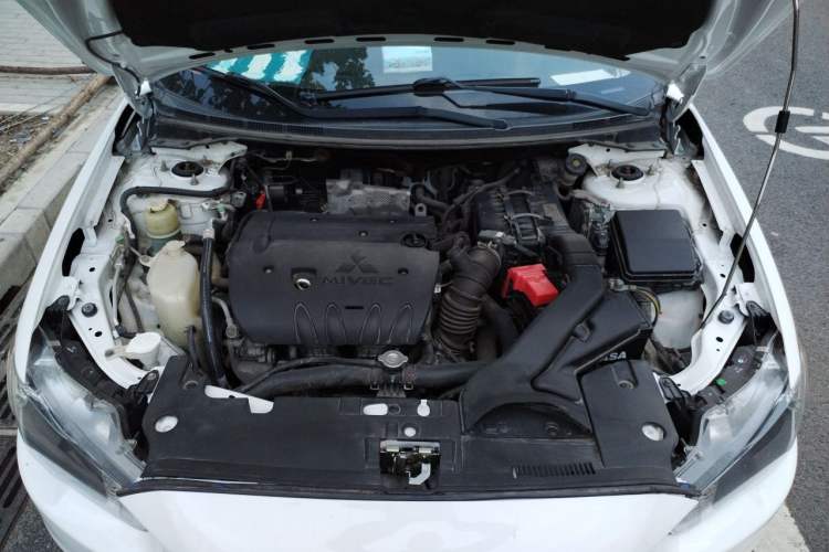 Used Mitsubishi Lancer EX 2012 Fashion Edition 1.8L Manual Comfort Version Engine Bay