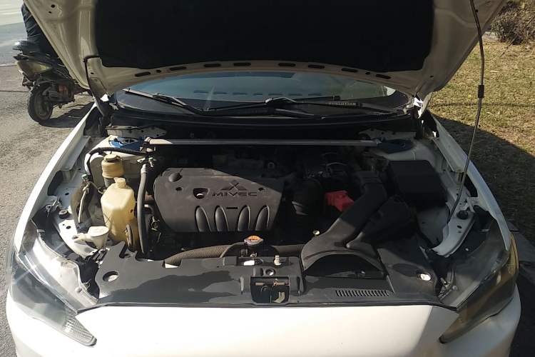 Used Mitsubishi Lancer EX 2012 Chasing Edition 1.8L CVT Luxury Model Engine Bay