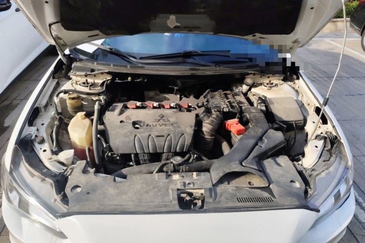Used Mitsubishi Lancer EX 2012 Fashion Edition 1.8L Manual Comfort Version Engine Bay