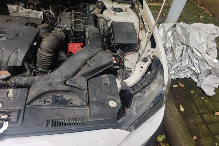 Used Mitsubishi Lancer EX 2012 Chasing Edition 1.8L Manual Luxury Model Engine Bay Left