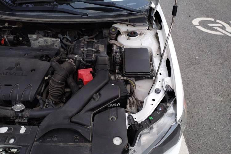 Used Mitsubishi Lancer EX 2012 Fashion Edition 1.8L Manual Comfort Version Engine Bay Left