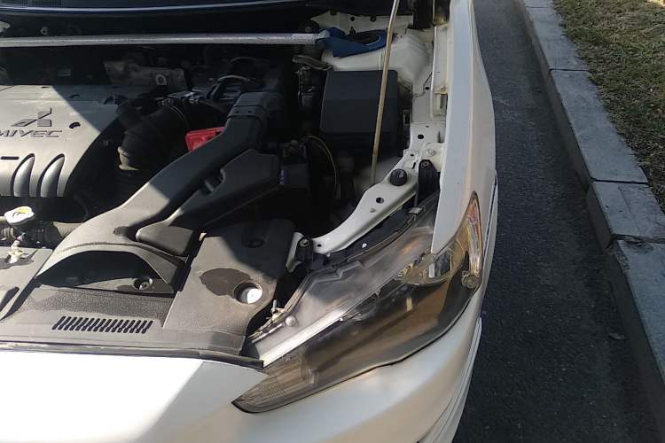Used Mitsubishi Lancer EX 2012 Chasing Edition 1.8L CVT Luxury Model Engine Bay Left