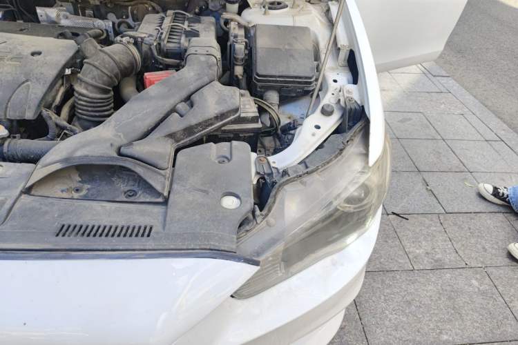 Used Mitsubishi Lancer EX 2012 Chasing Edition 1.8L Manual Luxury Model Engine Bay Left