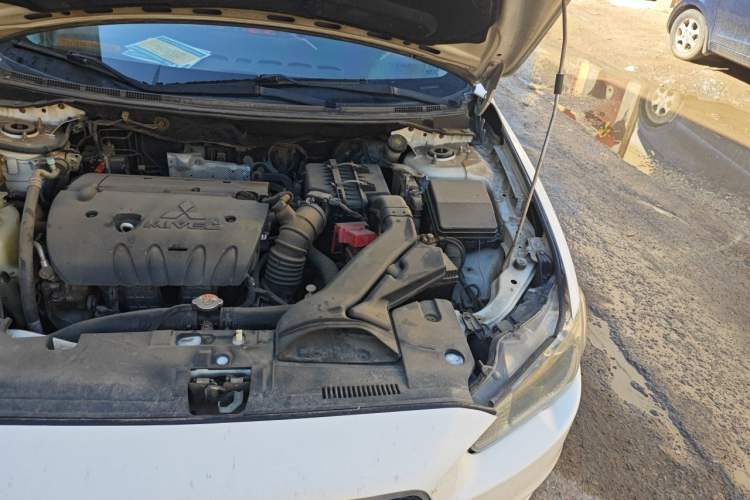 Used Mitsubishi Lancer EX 2012 Fashion Edition 1.8L CVT Comfort Version Engine Bay Left