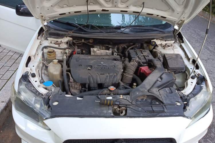 Used Mitsubishi Lancer EX 2012 Fashion Edition 1.8L CVT Comfort Version Engine Bay