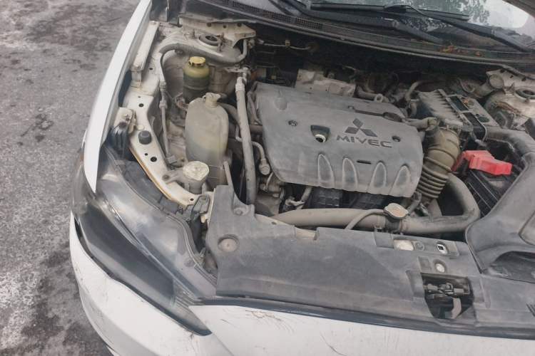 Used Mitsubishi Lancer EX 2012 Fashion Edition 1.8L Manual Comfort Version Engine Bay Right