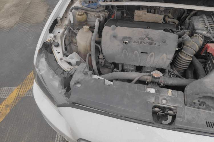 Used Mitsubishi Lancer EX 2012 Fashion Edition 1.8L Manual Comfort Version Engine Bay Right