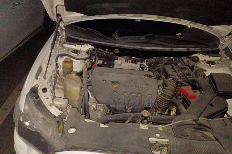 Used Mitsubishi Lancer EX 2012 Classic 2.0L CVT Black & White Edition Engine Bay Right