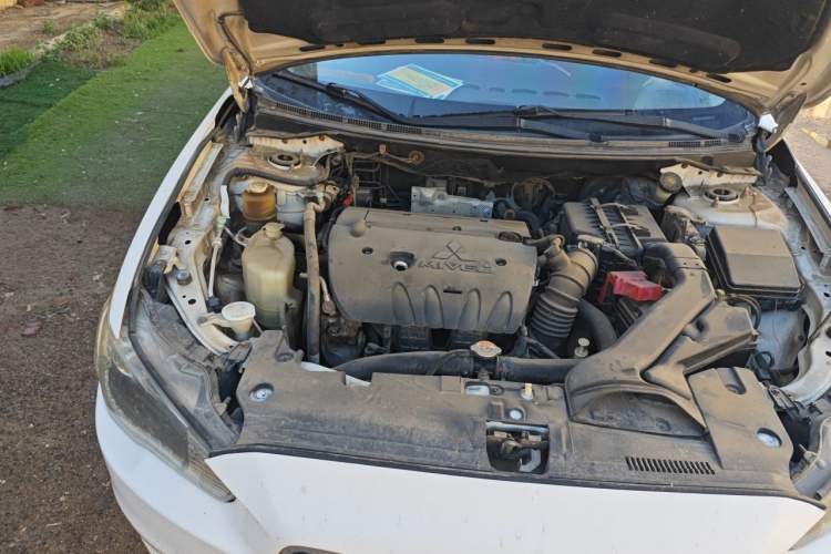 Used Mitsubishi Lancer EX 2012 Fashion Edition 1.8L CVT Comfort Version Engine Bay Right