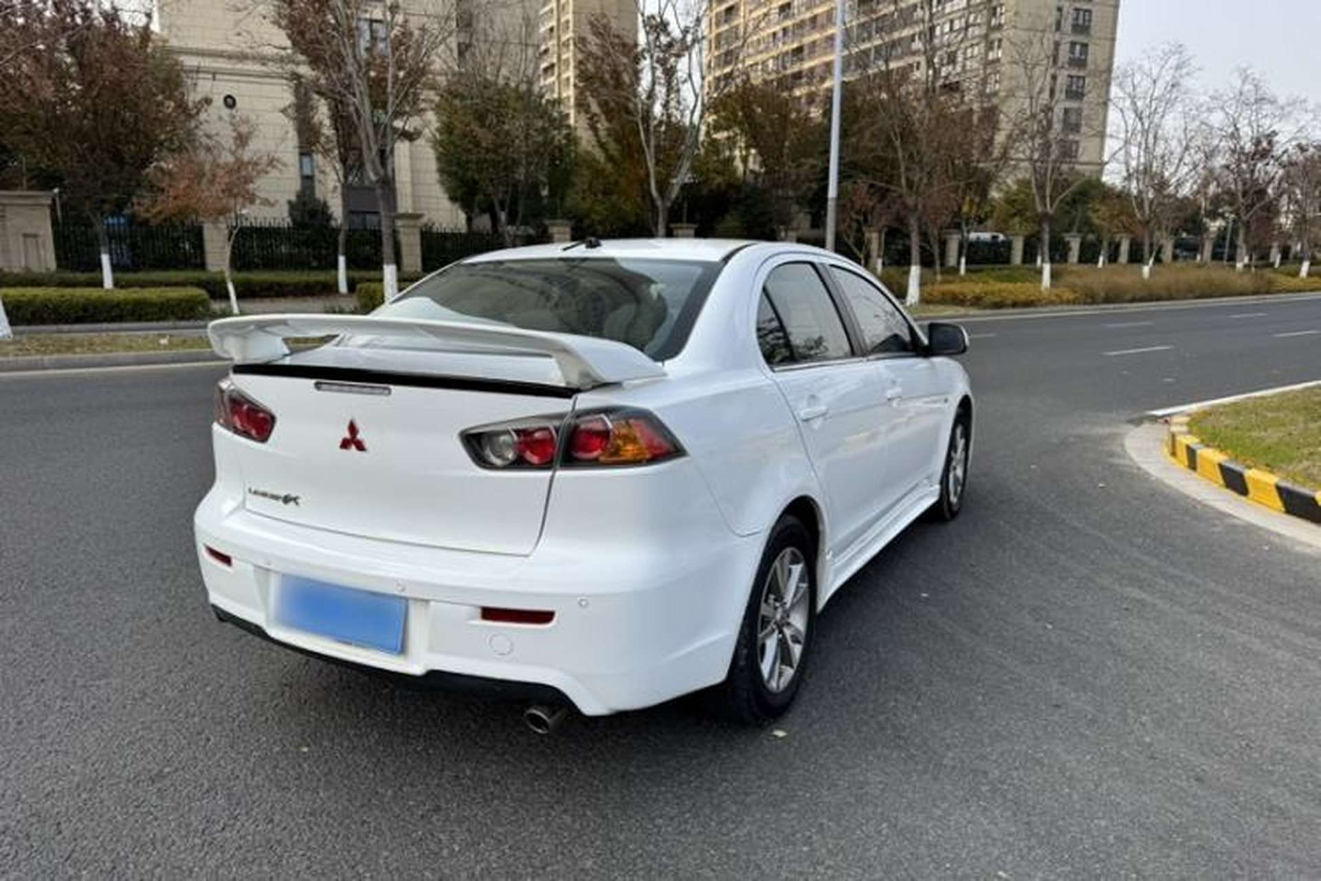 Used Mitsubishi Lancer EX 2012 Chasing Edition 1.8L Manual Luxury Model Exterior 4
