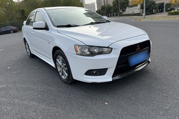 Used Mitsubishi Lancer EX 2012 Chasing Edition 1.8L Manual Luxury Model Exterior 7