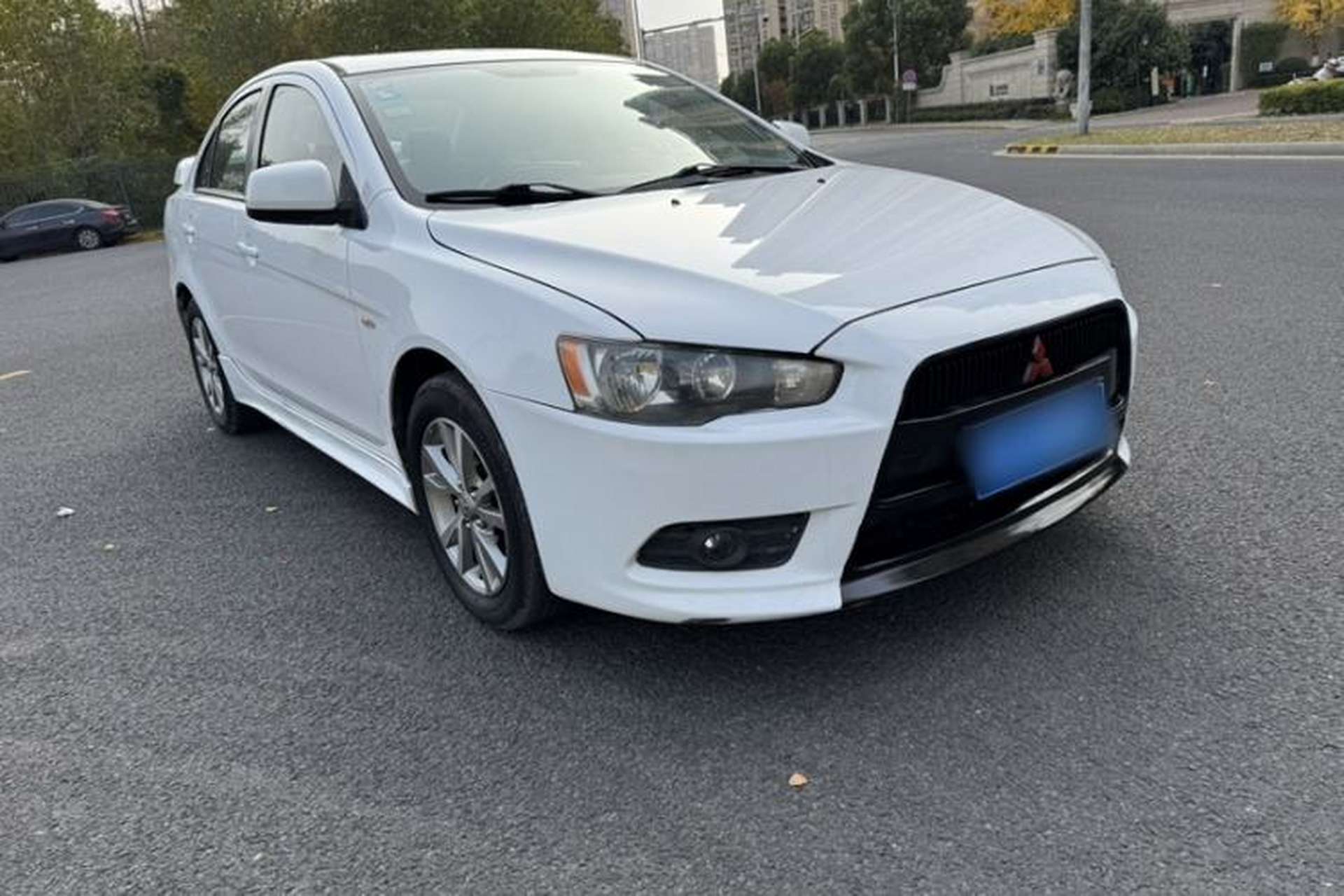 Used Mitsubishi Lancer EX 2012 Chasing Edition 1.8L Manual Luxury Model Exterior 7