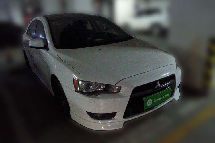 Used Mitsubishi Lancer EX 2012 Classic 2.0L CVT Black & White Edition Front Right 45 Deg