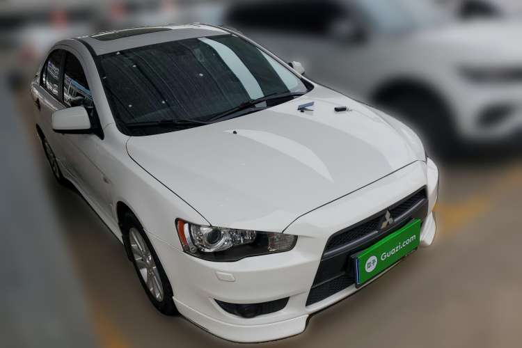 Used Mitsubishi Lancer EX 2012 Xiali Edition 2.0L CVT Flagship Model Front Right 45 Deg