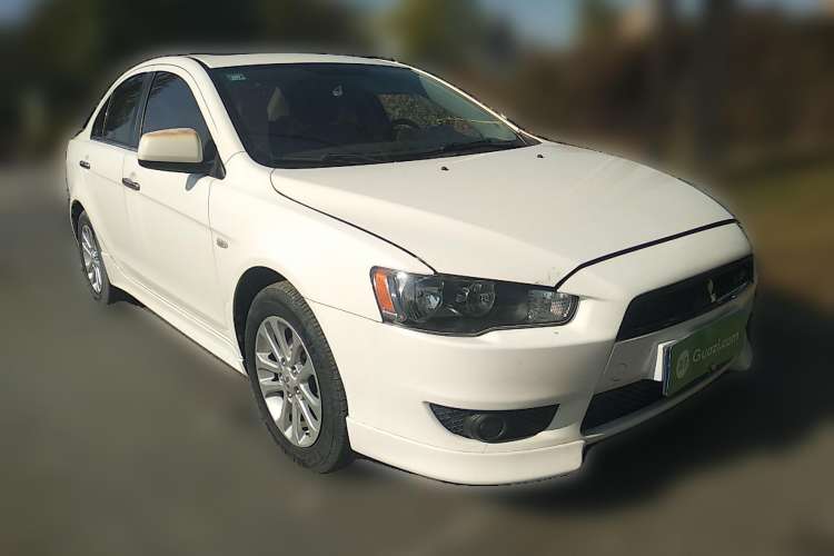 Used Mitsubishi Lancer EX 2012 Chasing Edition 1.8L CVT Luxury Model Front Right 45 Deg