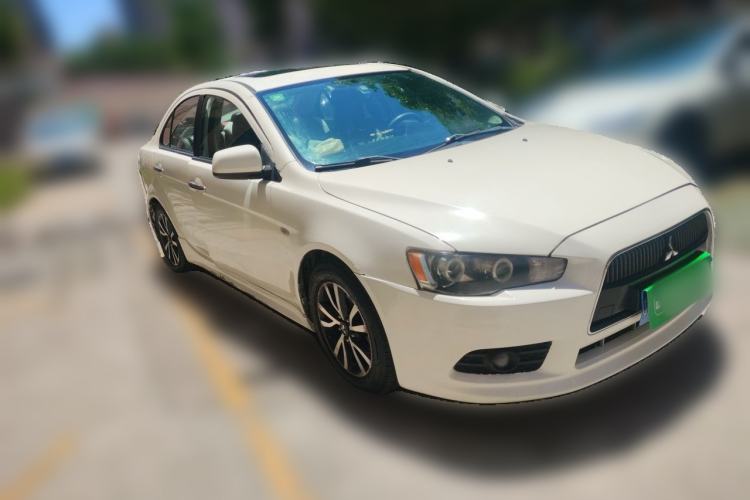 Used Mitsubishi Lancer EX 2012 Chasing Edition 1.8L CVT Luxury Model Front Right 45 Deg