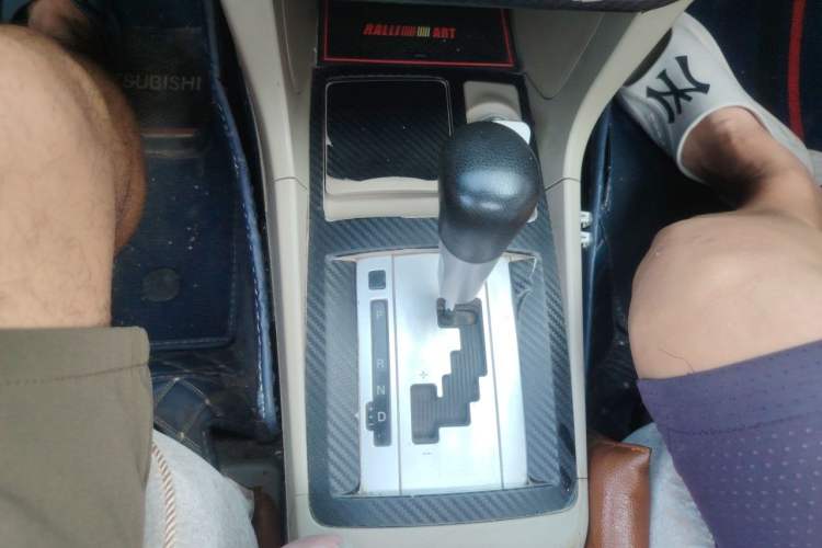 Used Mitsubishi Lancer EX 2012 Fashion Edition 1.8L CVT Comfort Version Gear Lever