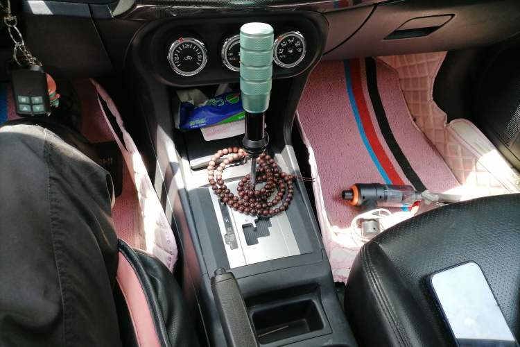 Used Mitsubishi Lancer EX 2012 Anniversary Edition 1.8L CVT Comfort Model Gear Lever