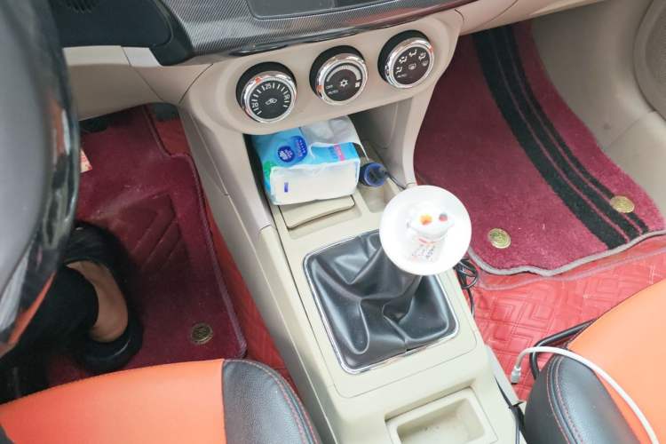 Used Mitsubishi Lancer EX 2012 Fashion Edition 1.8L Manual Comfort Version Gear Lever